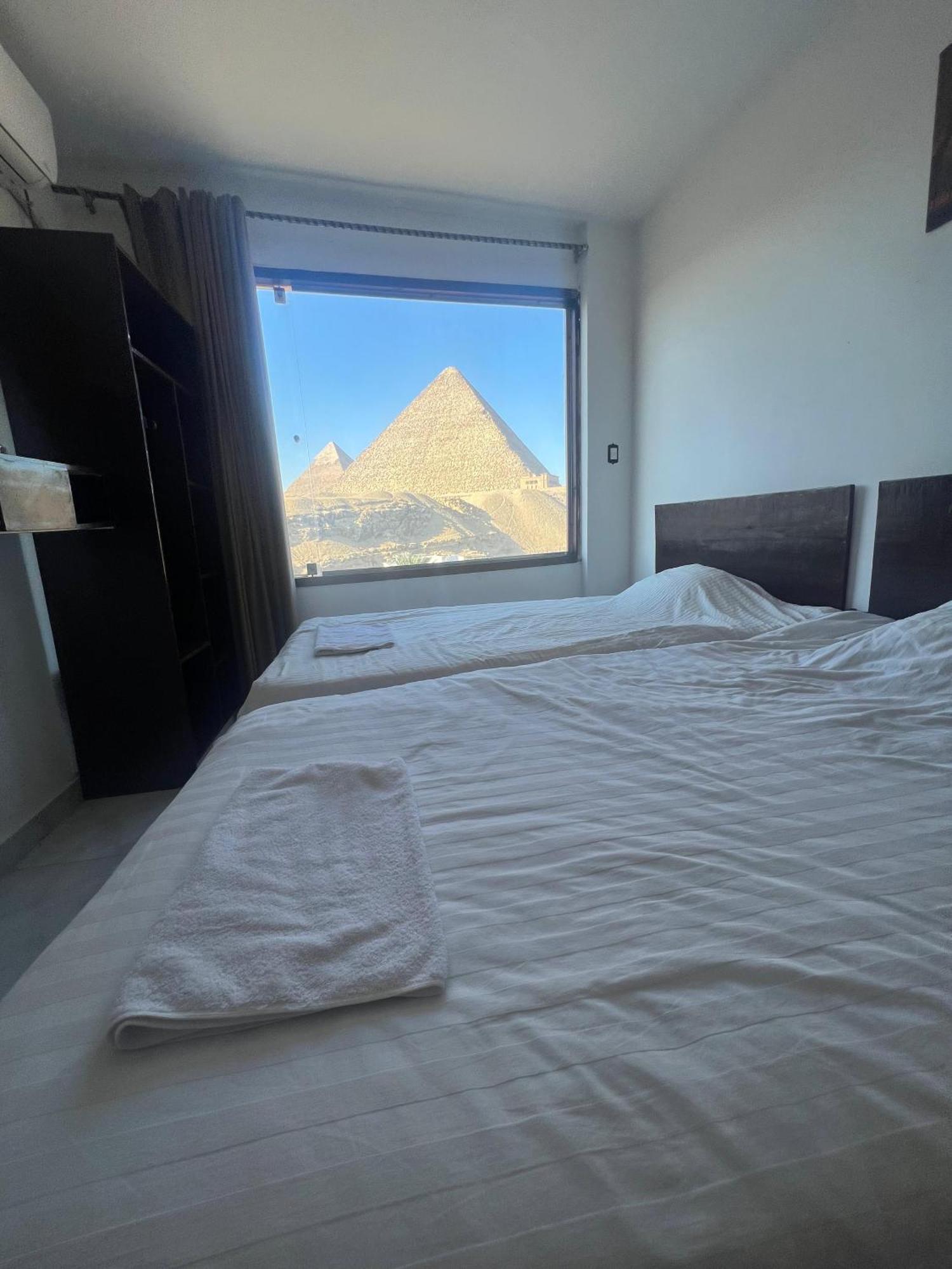 New Asia Pyramids View Kafret el-Gabal 外观 照片